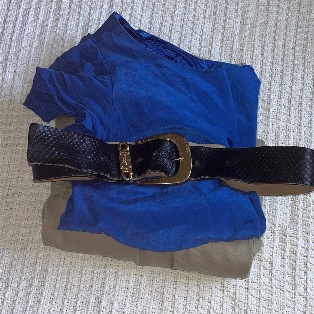 Not so mystery mystery outfit bundl szM/L blue blouse, pants &Michael kors belt